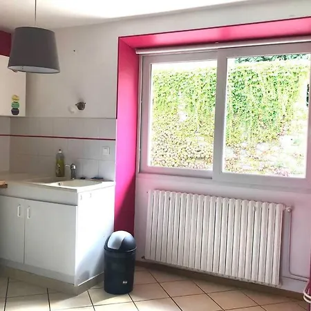Maison Au Coeur Du Vignoble Jurassien 90 M2 度假居 *